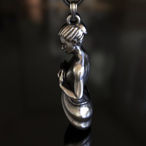 Eleganter Frauenanhänger, 925 Sterlingsilber, handgefertigter, feminin inspirierter Schmuck, Unisex-Symbol für Stärke, Schönheit, einzigartiges Statement-Stück Bild 2