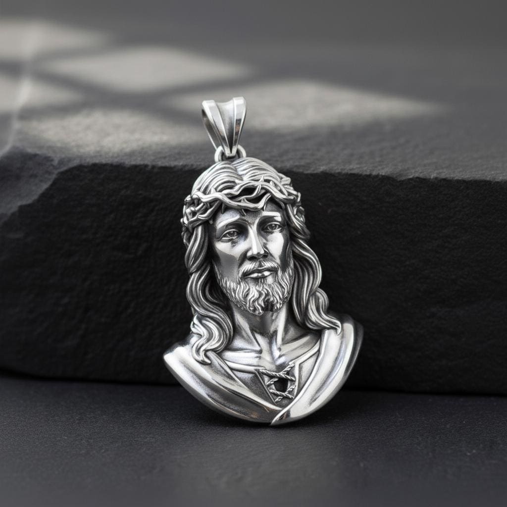 Jesus Christ Pendant Crown of Thorns, Polished Silver Jesus Head