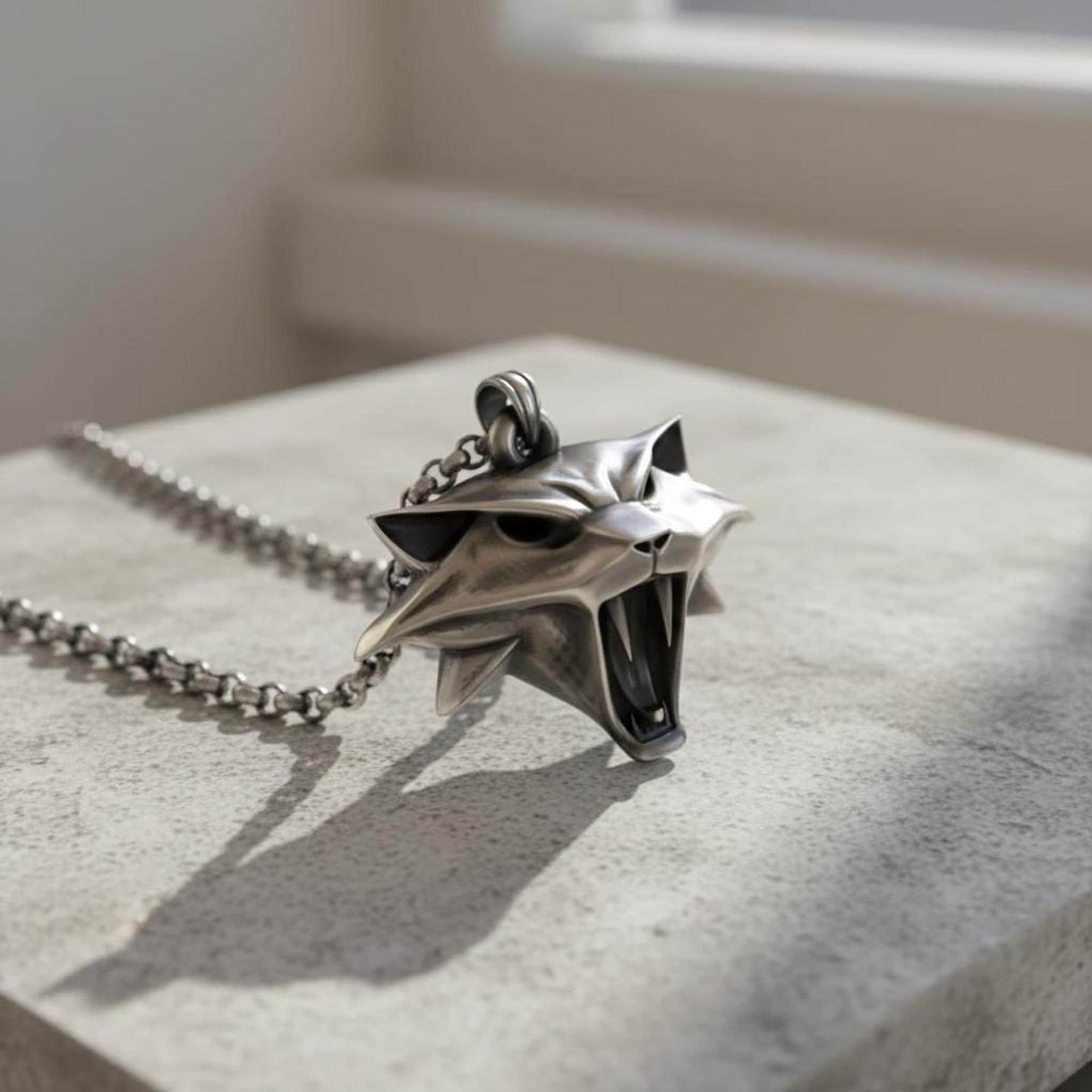 925 Sterling Silver - Cat School Geralt Medallion Necklace 