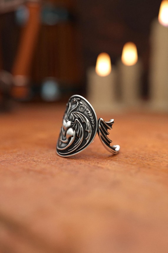 Anello con drago in argento 925 fatto a mano Gioiello mitologico