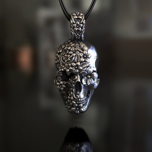 Sugar Skull Pendant, 925 Sterling Silver, Handcrafted Day of the Dead Inspired Jewelry, Symbol of Honor & Celebration, Unique Statement