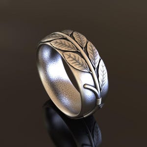 Laurel Leaf Ring, 925 Sterling Silver Band, Unisex Laurel Branch Engraved Wedding Ring, Handmade Statement Jewelry, Everyday Wear, Gift Idea