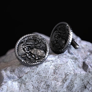 Woodland Forest Squirrel Acorn Nature Scene Cufflinks, 925 Sterling Silver, Handcrafted Nature-Inspired Design, Detailed Acorn