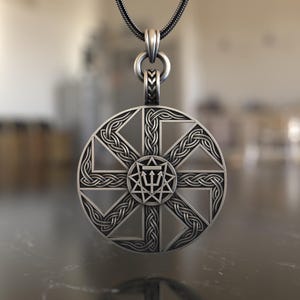 Celtic Knot Circle Pendant Necklace in 925 Sterling Silver, Intricate Trident Symbol, Unique Norse Inspired Amulet, Statement Necklace