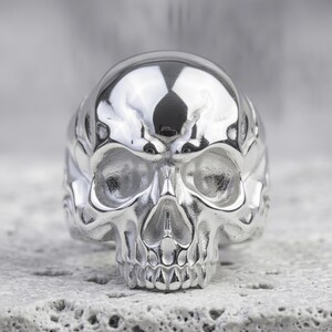 Injured Skull 925 Silver Ring, Unusual Punk Style, Handcrafted, Adjustable Size, Unisex, Unique Gift, Edgy Design, Gothic Fashion Accessory Polished Silver