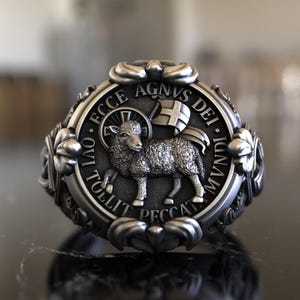 Lamb of God Agnus Dei Signet - 925 Sterling Silver - Christian Jesus Christ Ring - Symbol of Sacrifice and Redemption