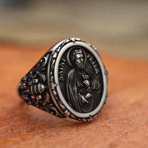 Saint Peter Apostle Keys to Heaven Shield Christian Signet Ring, 925 Sterling Silver Religious Jewelry, Catholic Faith Symbol, Unisex Band