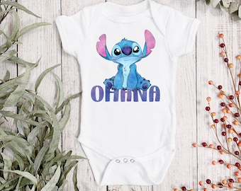 DISNEY STITCH OHANA personnalisé bébé gilet - Disney Stitch Sleepsuite - Disney personnalisé bébé vêtements - Ohana signifie famille bébé gilet 2