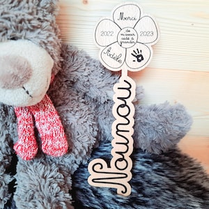 Personalized wooden flower for end of year gift, ATSEM, master nanny, mistress