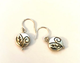 NWOT Silver Leaf Design Earrings