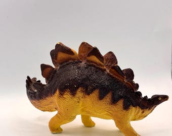 Stegosaurus figurine, Safari Lit. Carnegie Collection, 1988