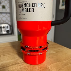 Neonoranje armbanden - Stanley Tumbler Boot Topper/bedel gestapelde armbanden