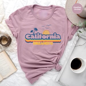 California Dreaming T-Shirt: Retro Style Tee, LA Local Gift Bild 2