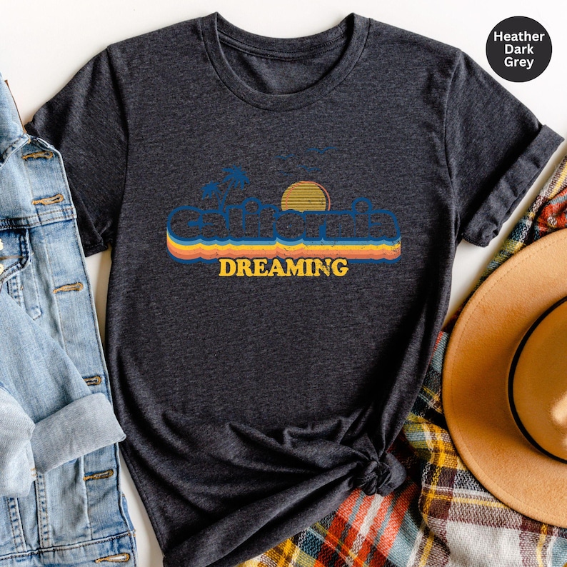 California Dreaming T-Shirt: Retro Style Tee, LA Local Gift Bild 8
