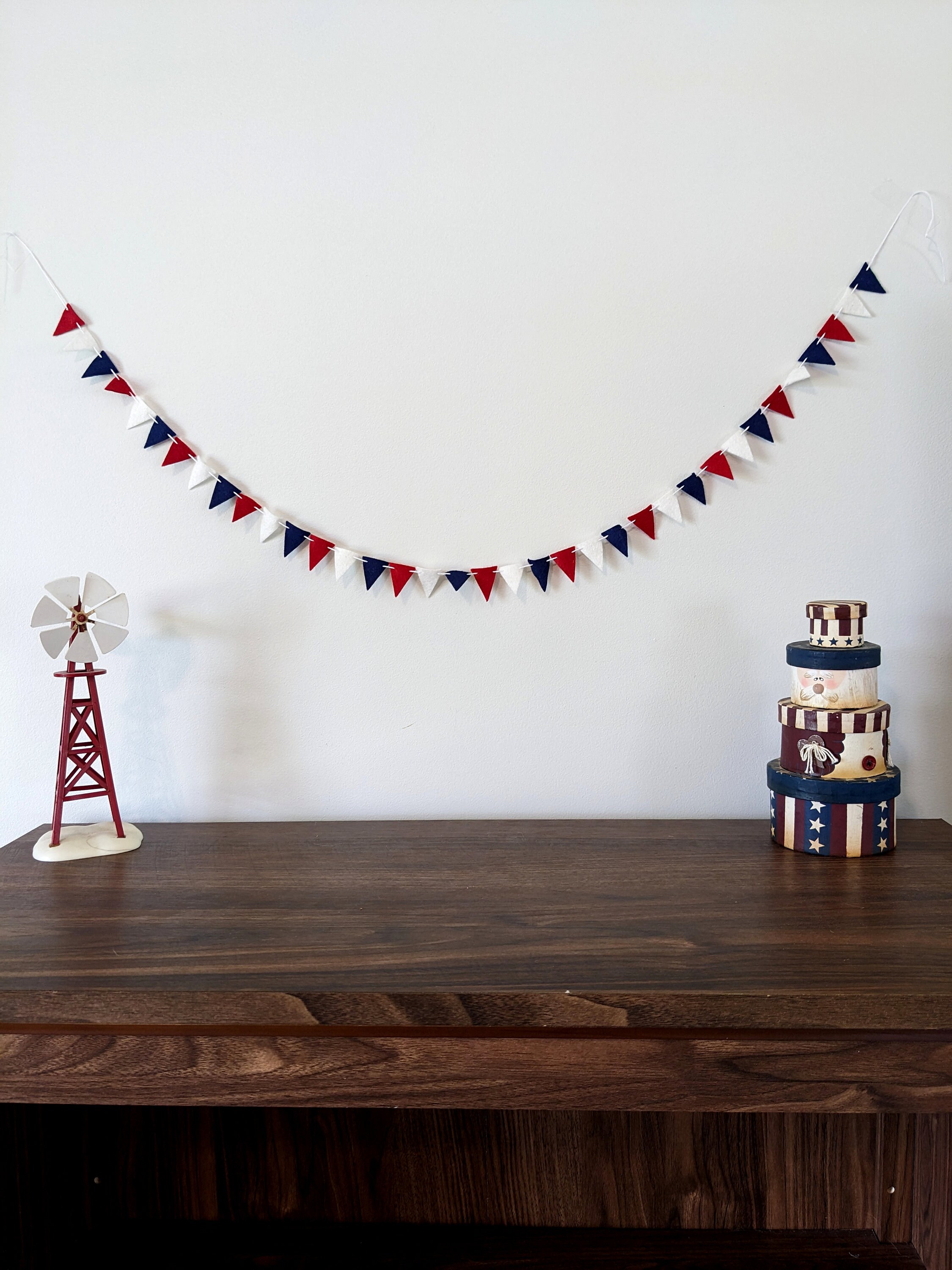 PVC-Wimpelkette Rot-weiß-blau – 7 M Lang, 25 Dreiecke, Für Gartenparty & Sportevents