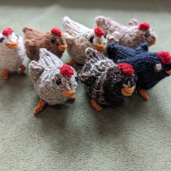 Mini Knitted Chickens - DIGITAL PATTERN