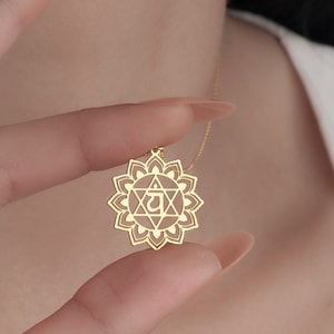 Anahata Chakra Necklace, Heart Chakra Necklace, Meditation Necklace, Dainty Necklace, Yoga Necklace, Unique Women Jewelry, Meditation Gift