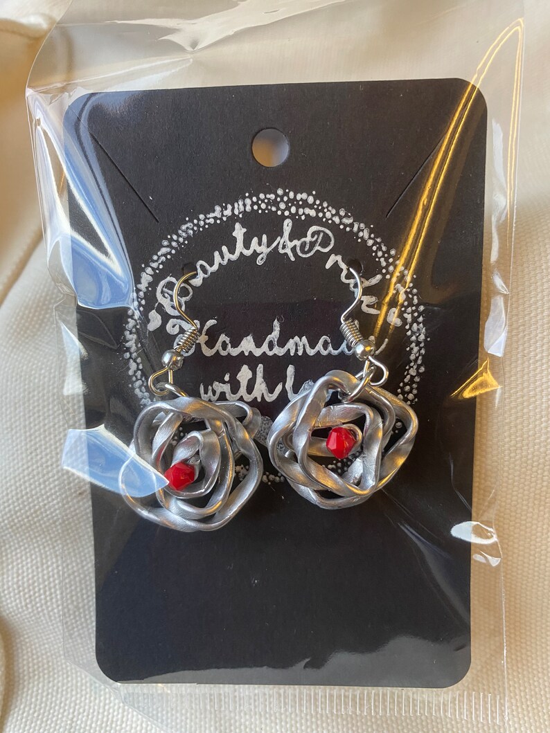 Wire shaped Rose Earrings image 6