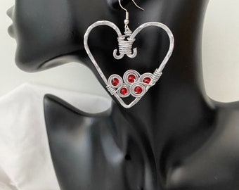 Heart shaped wire Earrings