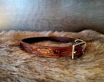 Leather Dog Collar - Small-Medium Size - Feather Tooled and Painted Design