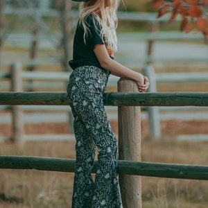 Pantalon à motif cloche pour jeune, Black Cactus Pantalon évasé en denim western pour enfant image 4