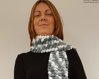 Pompom Scarf