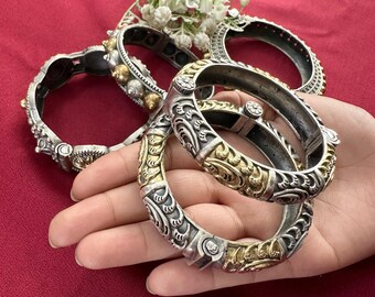 酸化加工シルバーのカダバングルセット：ツートンカラーのヴィンテージ