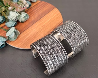 酸化シルバーのカフバングルセット：調節可能なインディアンジュエリー