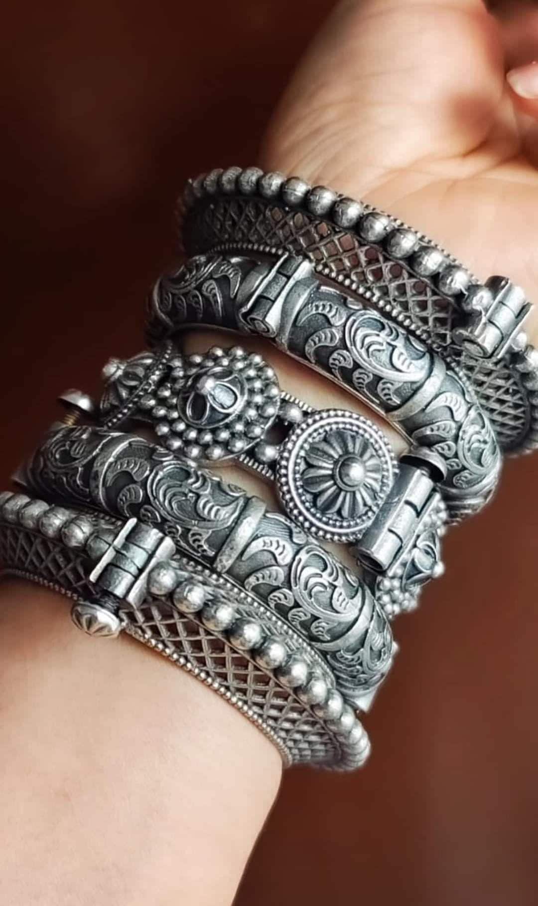 アクセサリー Navajo Indian Jewelry Silver Bangle Unique! Wrap Around Clasp Vintage Navajo Turquoise Watch
