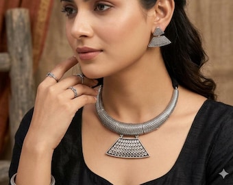 Set di collana e orecchini tribali ossidati vintage / Gioielli Boho audaci / Set etnico fatto a mano in argento