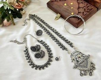 Set di gioielli tribali in argento ossidato: collana, girocollo, orecchini e braccialetto boho