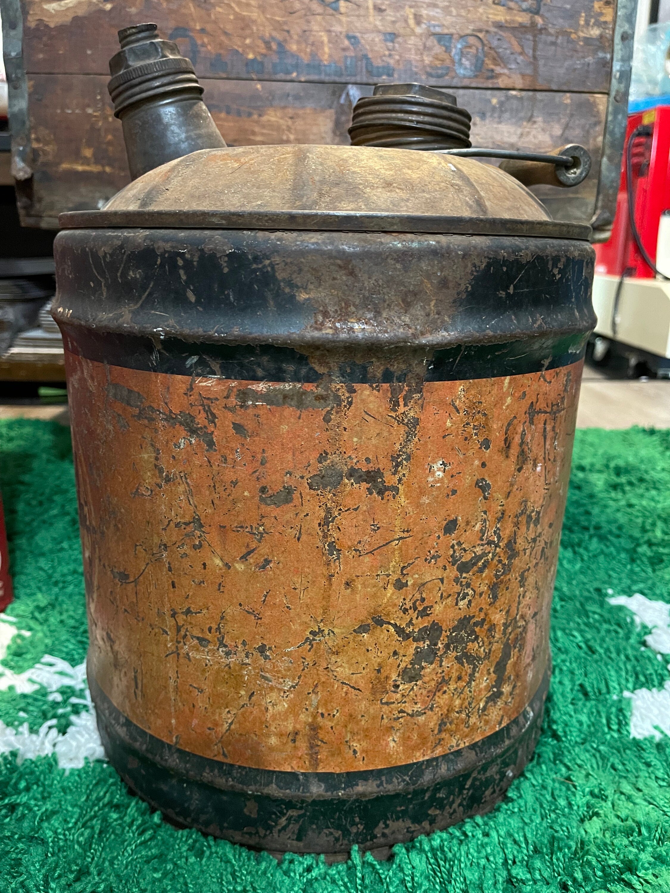 Vintage Veedol Tractor Oil 5 Gallon Gas Can Wood Handle - Etsy