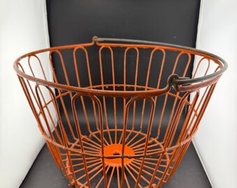 Vintage Orange Rubber Coated Metal Wire Footed Egg or Produce Farm Basket Burnt Orange 80s Decor