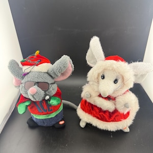 Gemmy Holiday Pals Animated Rapper Mouse & Mrs. Santa Mouse