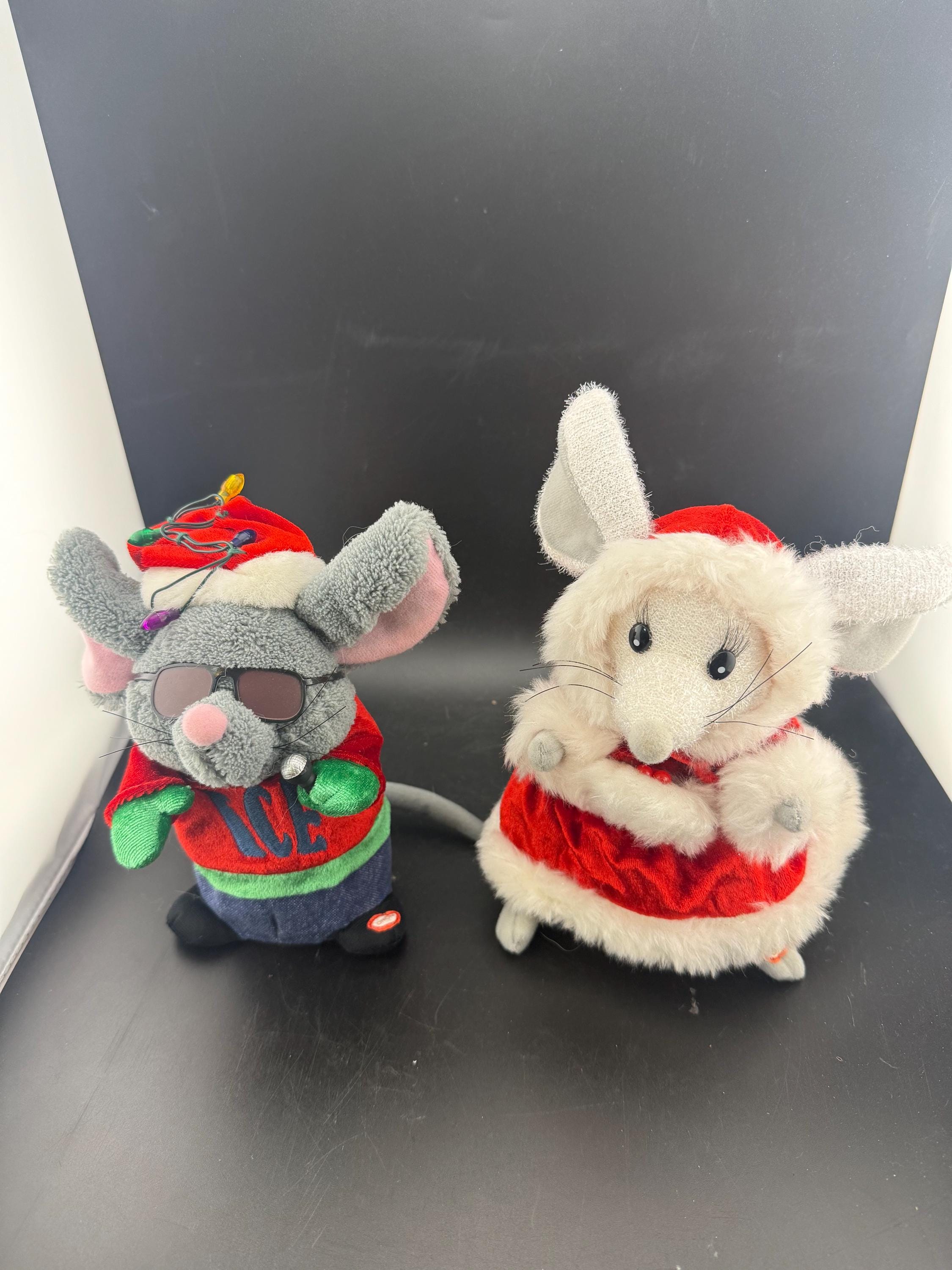 Gemmy Holiday Pals Animated Rapper Mouse & Mrs. Santa Mouse