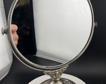 Kunstvoller Vintage Silber Schminkspiegel // kleiner Spiegel im viktorianischen Stil, Boudoir Dekor, Spiegel für die Kommode