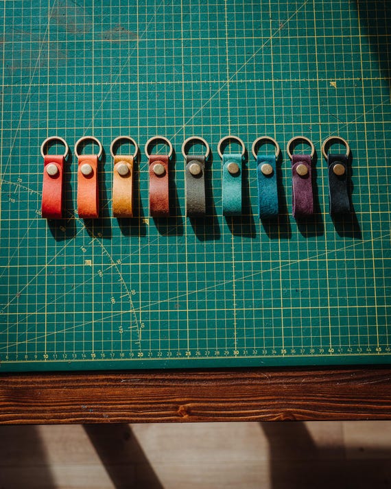 Full Grain Leather Keyring - Minimal & Durable | 9 Color Options
