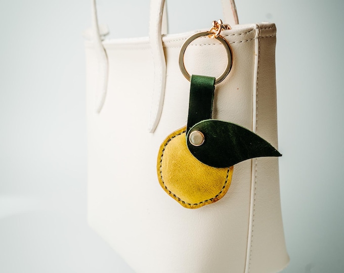 Leather Lemon Charm – Handmade Citrus Fruit Keychain, Fun Purse Accessory for Her