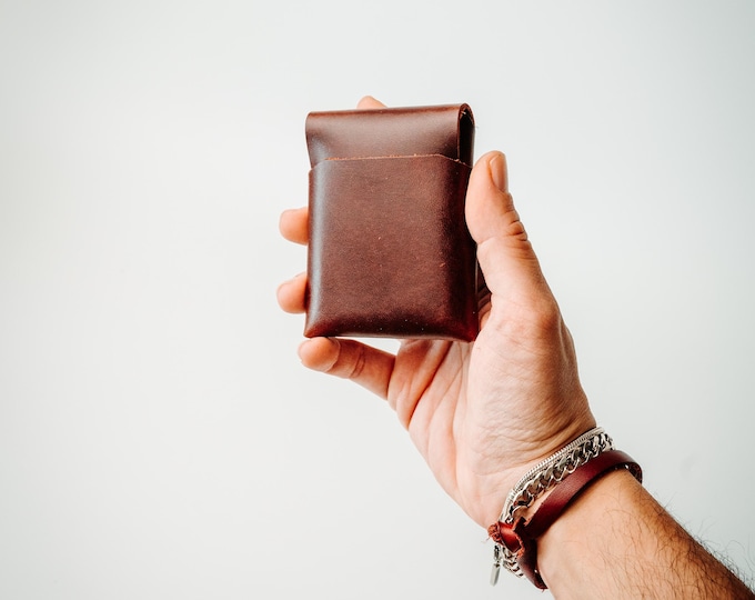 Glossy EDC Leather Wallet – Handmade Minimalist Cash & Card Holder