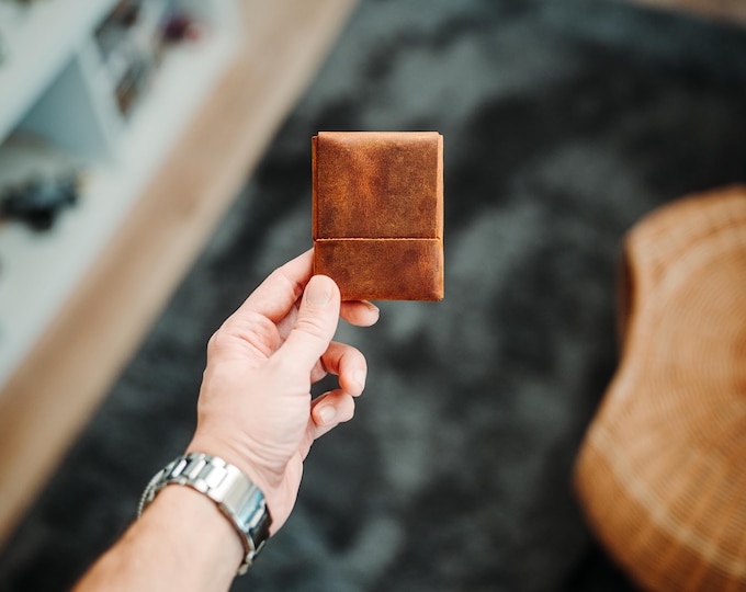 World’s Most Minimalist Leather Wallet – XL Edition, Slim Handmade Card Holder for Men & Women