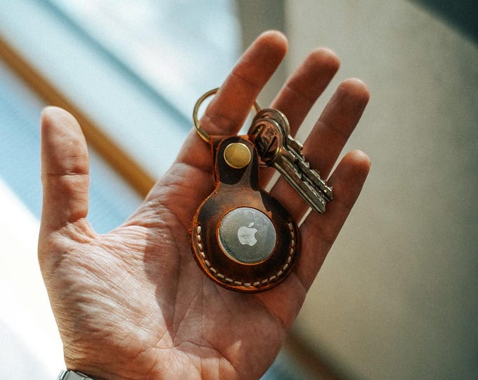 Handmade Leather AirTag Holder – Genuine Leather Keychain Case, Premium Gift