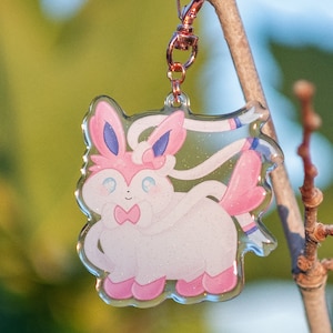 Chonky Sylveon Keychain (U.S. ONLY)