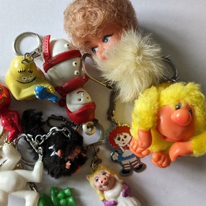 CHARACTERS #1 keychain galore, vintage 60's to 90's Disney, Muppet, Barbie and much more, keyring collection, please read description!