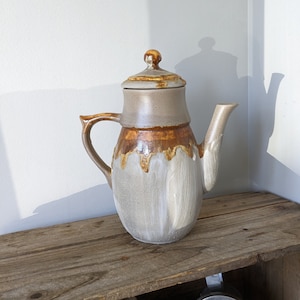 Groovy 1970s Laurentian Pottery, Vintage Fat Lava TUNDRA Serie Tea Pot