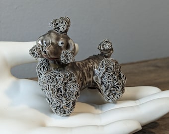 Liten vintage spaghettipudelfigur i keramik, söt 6,5 cm hög keramikpudel med söta ögon från 1960-talet, nätt kitschfigur