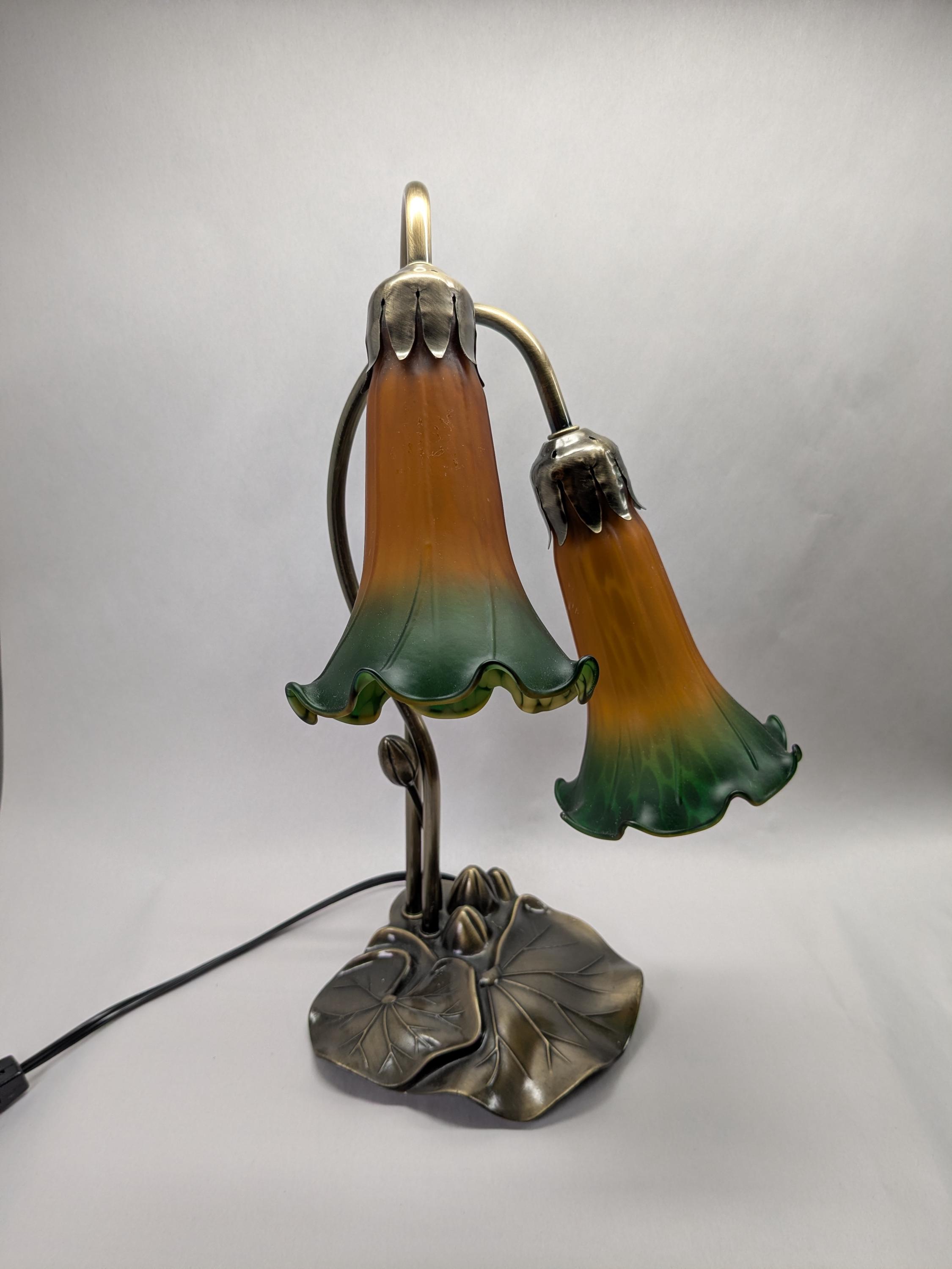 Tiffanys lily lamp - Etsy 日本