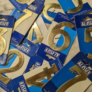 Medium 3.5&#39;&#39; Solid BRASS House Numbers or Wall Decor - Brass 0/1/2/3/4/5/6/7/8/9, BOLD Font, Thin numbers, polished finish