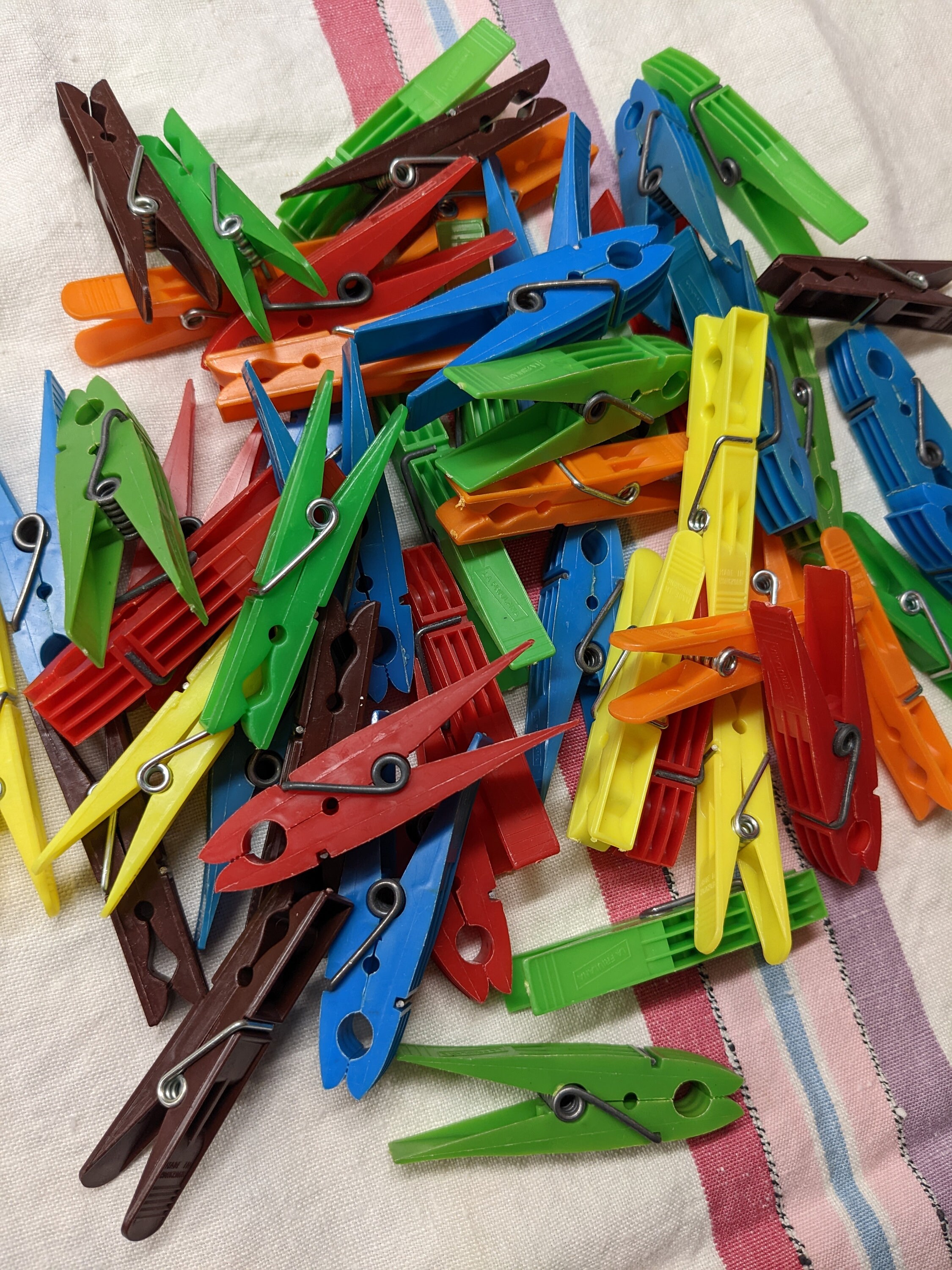 RETRO CLOTHESPIN Colorful Plastic 1970s1980s Lot of 53 Etsy