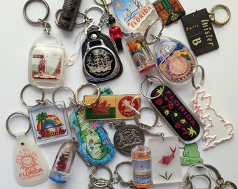 AROUND THE WORLD Part#3 keychain galore, vintage 70's to 90's, Florida, Portugal and much more, keyring collection, please read description!