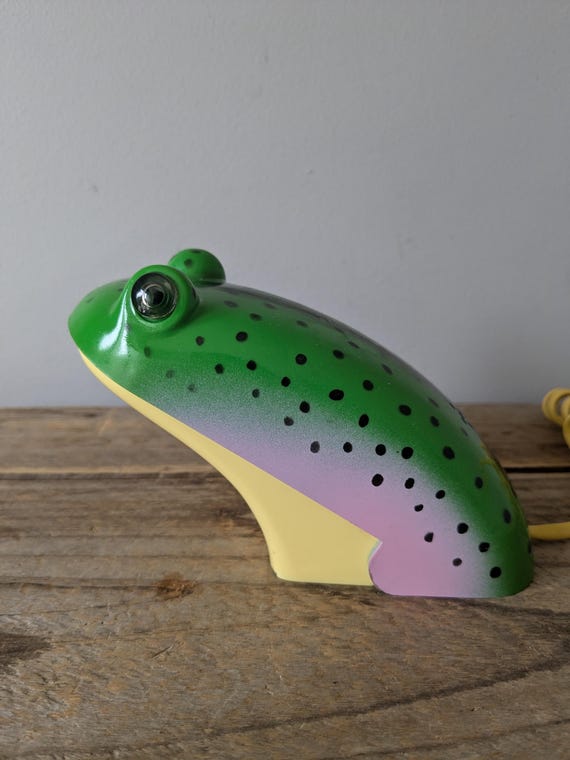 RARE** 80s Crusader Frog Flip-phone, Novelty Phones, TESTED